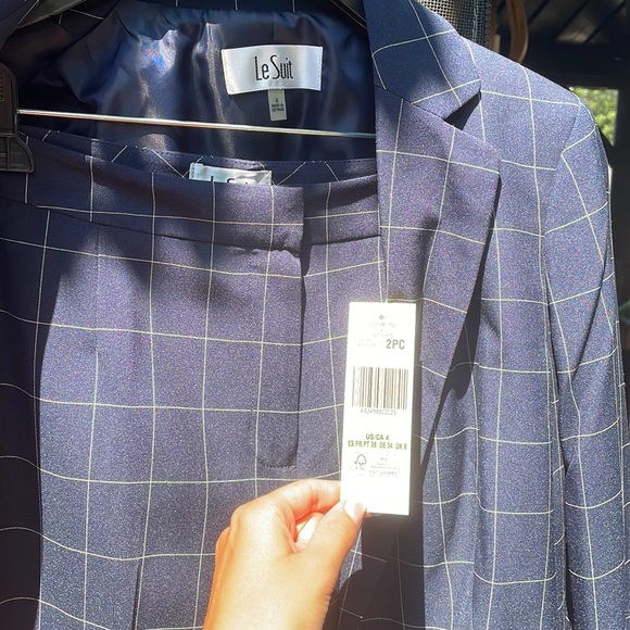 NEW Le Suit 2 piece Suit Set navy and white - Picture 4 of 6
